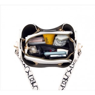 3936 WOMEN SLING BAG